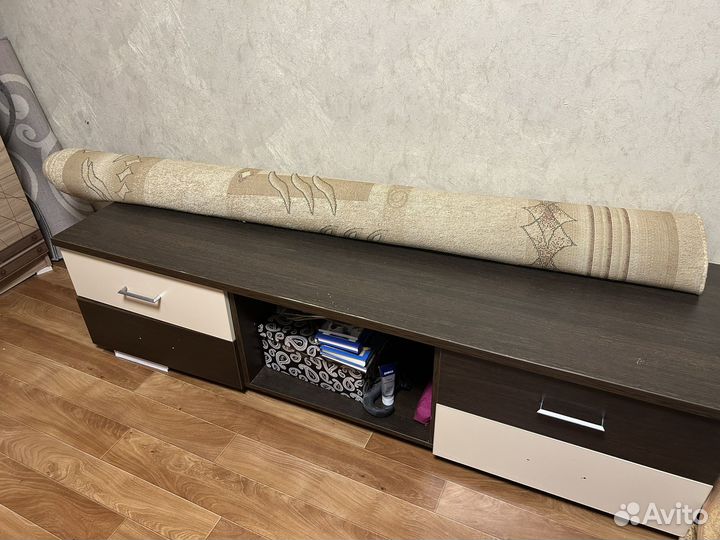 Тумба под телевизор