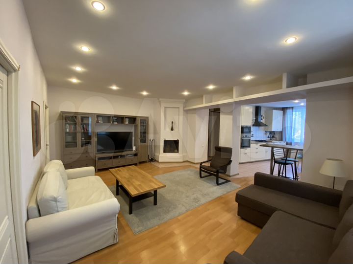 3-к. квартира, 82,7 м², 1/3 эт.