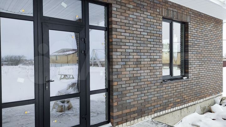 Коттедж 165 м² на участке 10 сот.