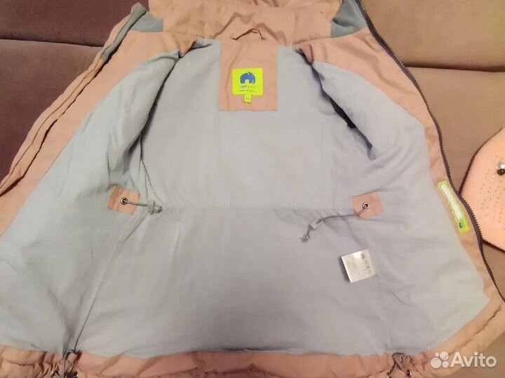 Куртка на девочку 116