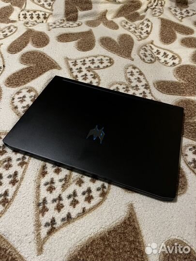 Игровой ноутбук Acer Predator Triton 500 i7/16/8