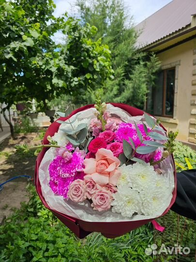 Живые цветы букеты