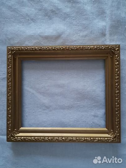Рамка для картины. Багет пластиковый