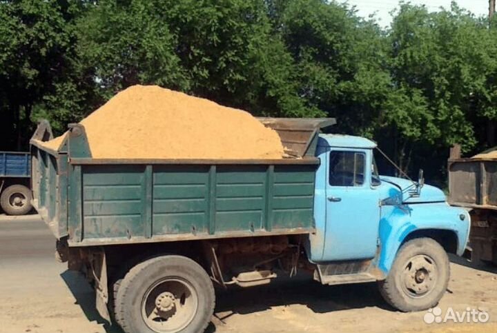 Песок строительный в наличии с доставкой