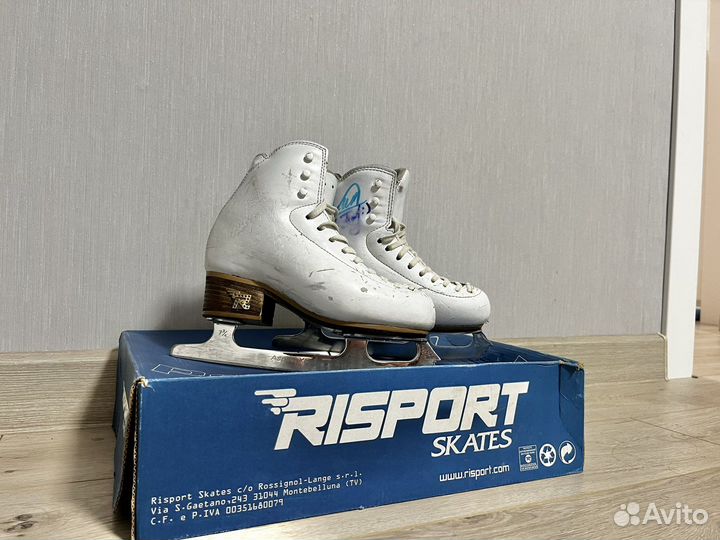Коньки фигурные Risport