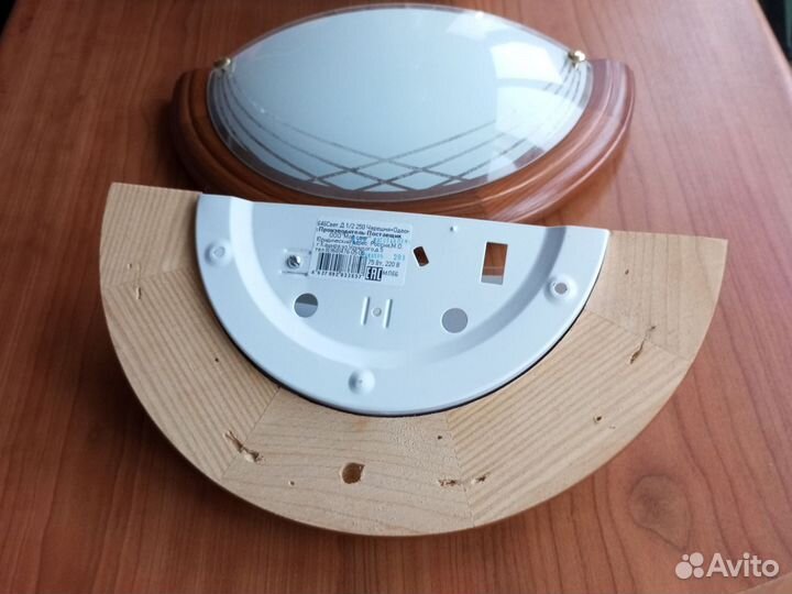 Настенный светильник бра