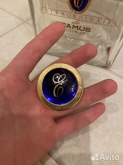 Бутылка из под коньяка camus