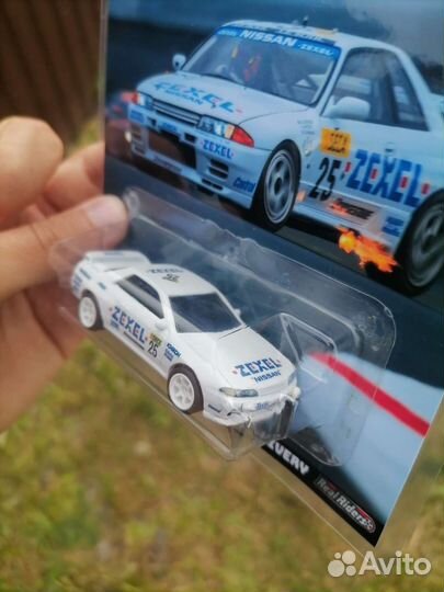 Hot wheels custom Nissan skyline r32