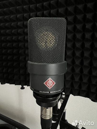 Студийный микрофон Neumann TLM 103