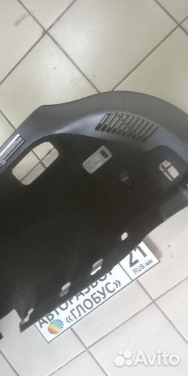 Обшивка багажника правая Инфинити Infiniti QX70