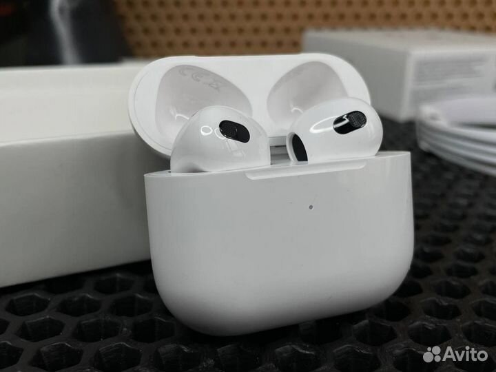 Беспроводные наушники apple airpods 3