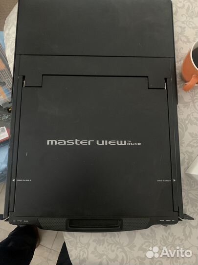 KVM консоль с переключателем aten CL5708M