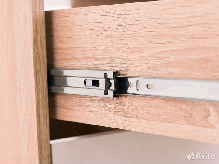 Письменный стол