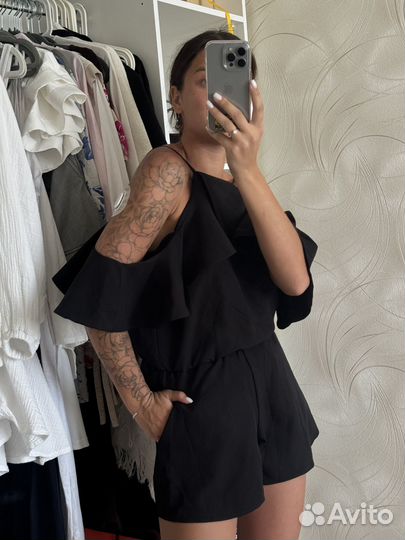 Комбинезон черный, шорты