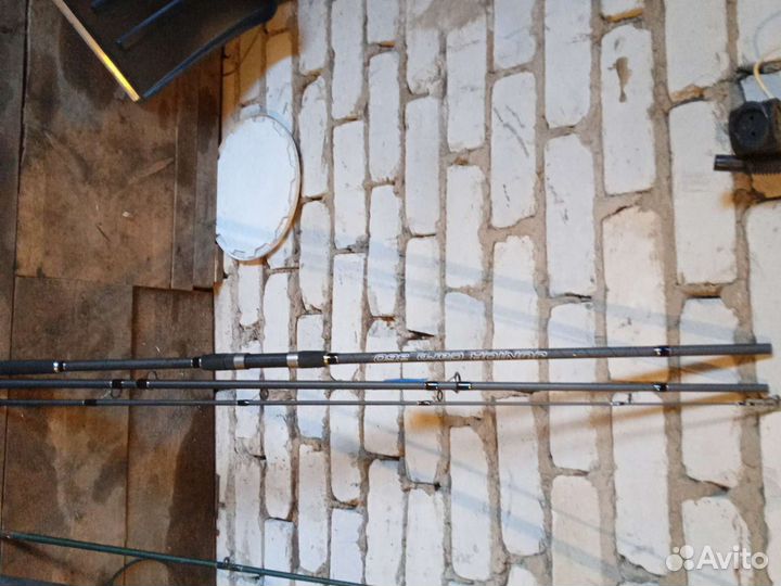 Карповое удилище,катушки,фидора.3шт