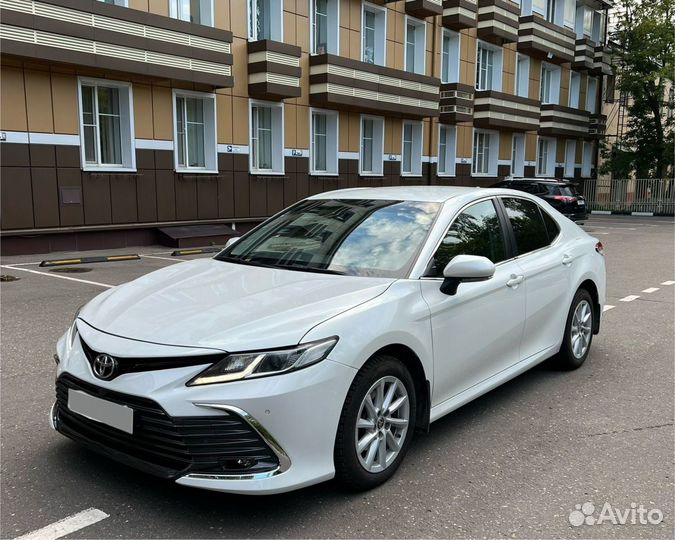 Toyota Camry 2.0 CVT, 2022, 12 600 км