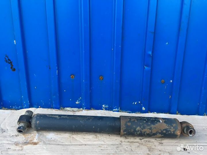 Амортизатор задний Mazda 6 GG 1.8 L8 2003