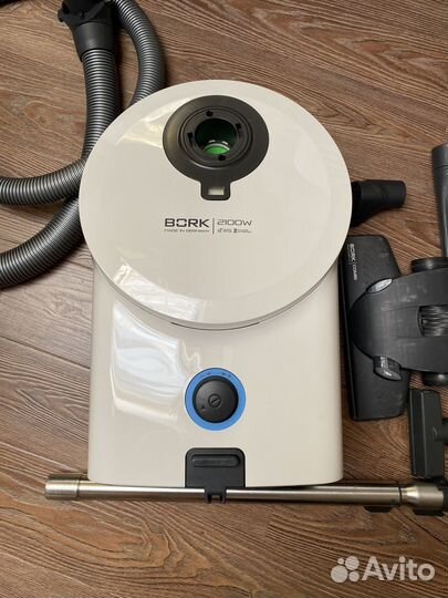 Пылесос Bork v720