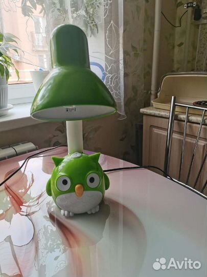 Детская настольная лампа