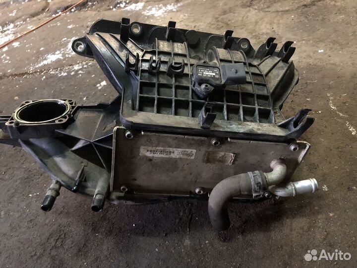 Коллектор впускной Фольксваген Джетта 6