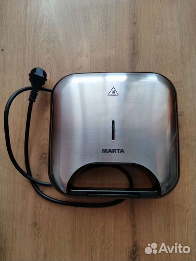 Сендвичница Тостер