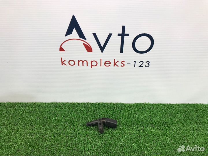 Датчик ABS Volkswagen Sharan 7N cava 2011