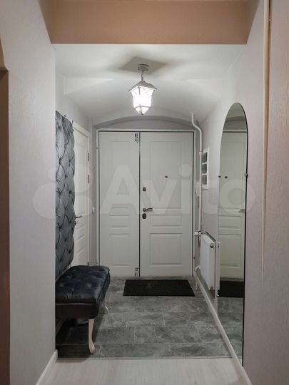 3-к. квартира, 100 м², 4/6 эт.