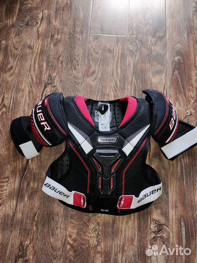 Нагрудник хоккейный bauer