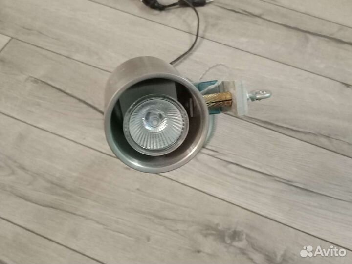 Лампа настольная