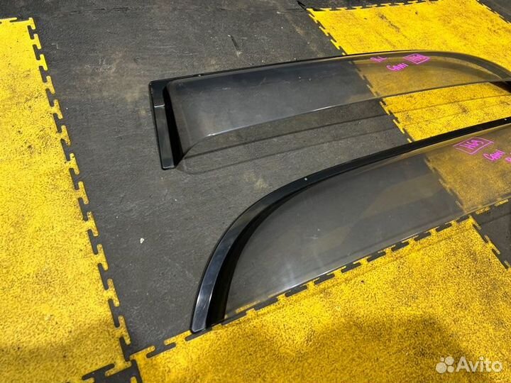 Ветровики комплект задние Toyota Cami J102E K3-VE