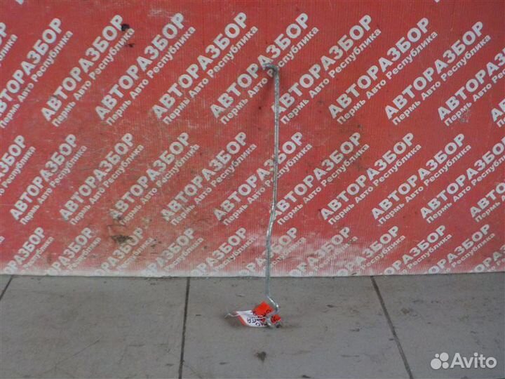 Упор капота LADA Granta 21127 2018