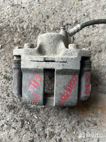 Суппорт передний левый renault sandero