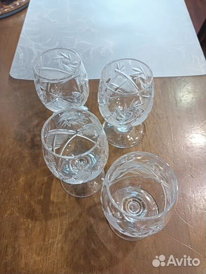 4 хрустальные рюмки на ножке СССР