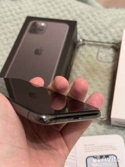 iPhone 11 Pro, 64 ГБ