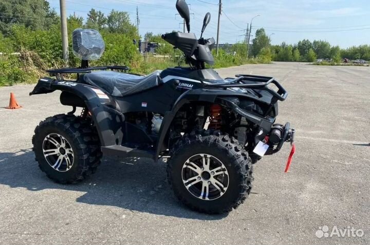 Квадроцикл Linhai Yamaha D 300 4WD черный