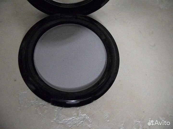 Тени для век paese