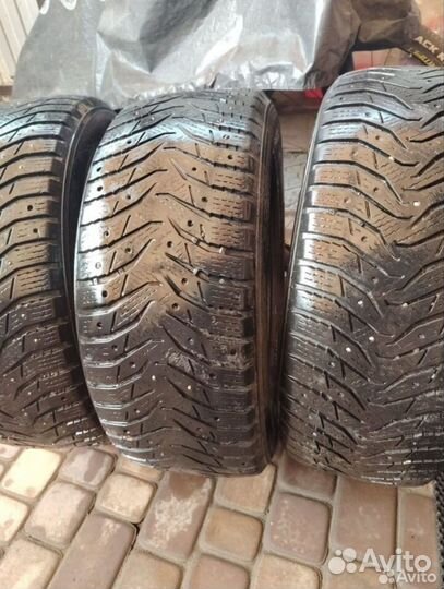 Kumho WinterCraft Ice WI31 235/55 R17 99