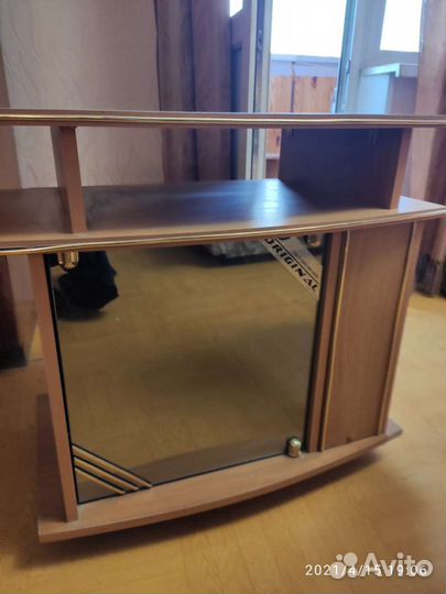 Тумба под телевизор