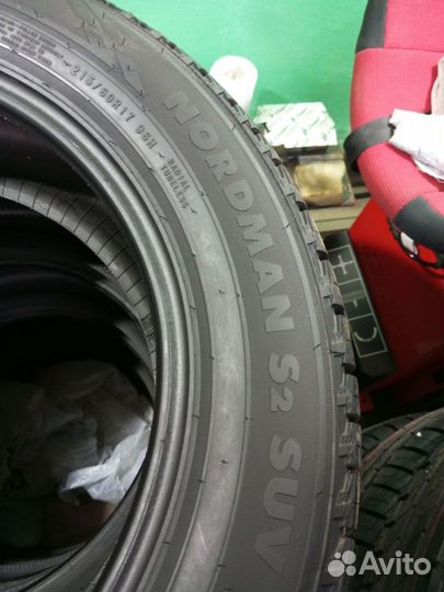 Nokian Tyres Nordman S2 SUV 215/60 R17