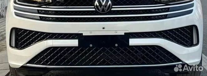 Передний бампер Volkswagen Tavendor