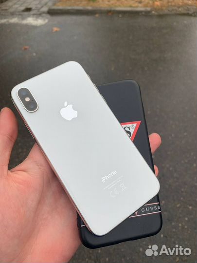 iPhone X, 64 ГБ