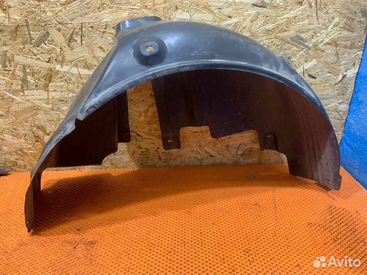 Подкрылок задний правый Volkswagen Polo V 1.6 cfna