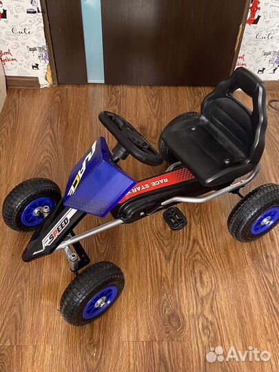 Детский веломобиль