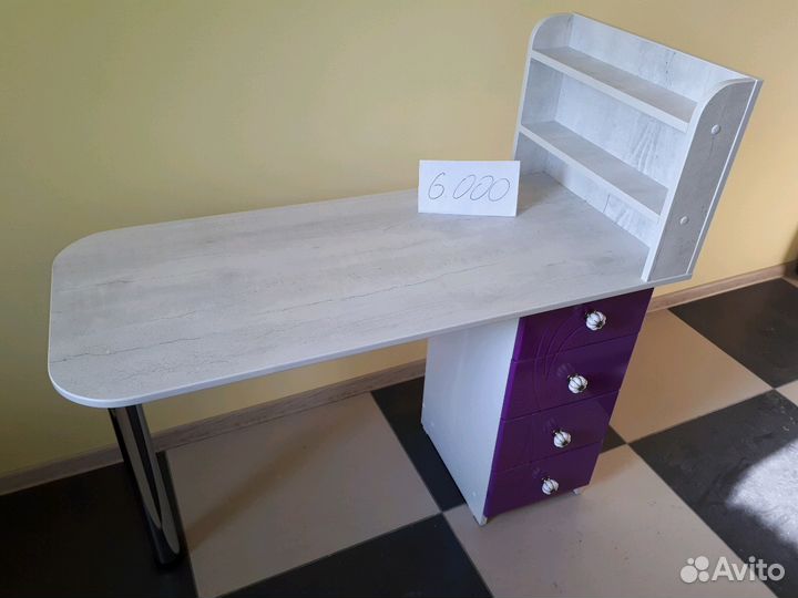 Туалетный столик