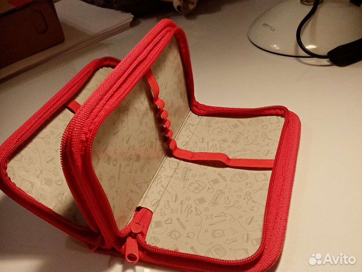 Пенал школьный