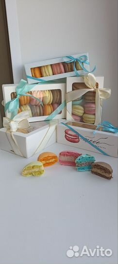 Конфеты и макарон ручной работы