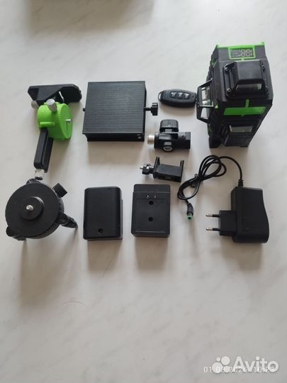 Лазерный уровень 4D бу