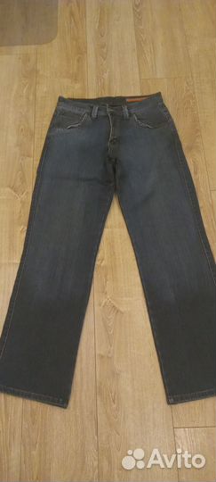 Джинсы мужские