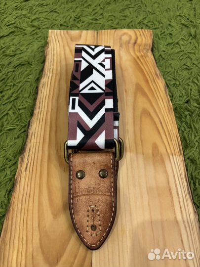 Ремень для гитары ручной работы