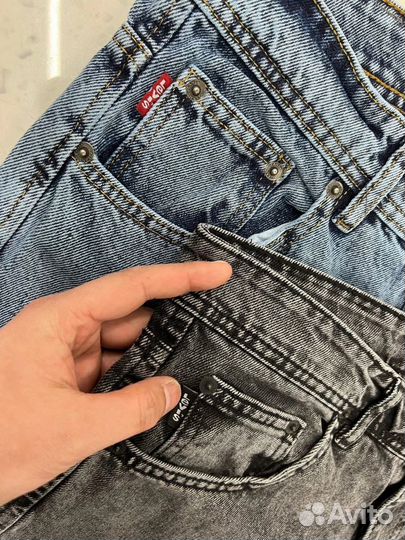 Мужские джинсы levis 501